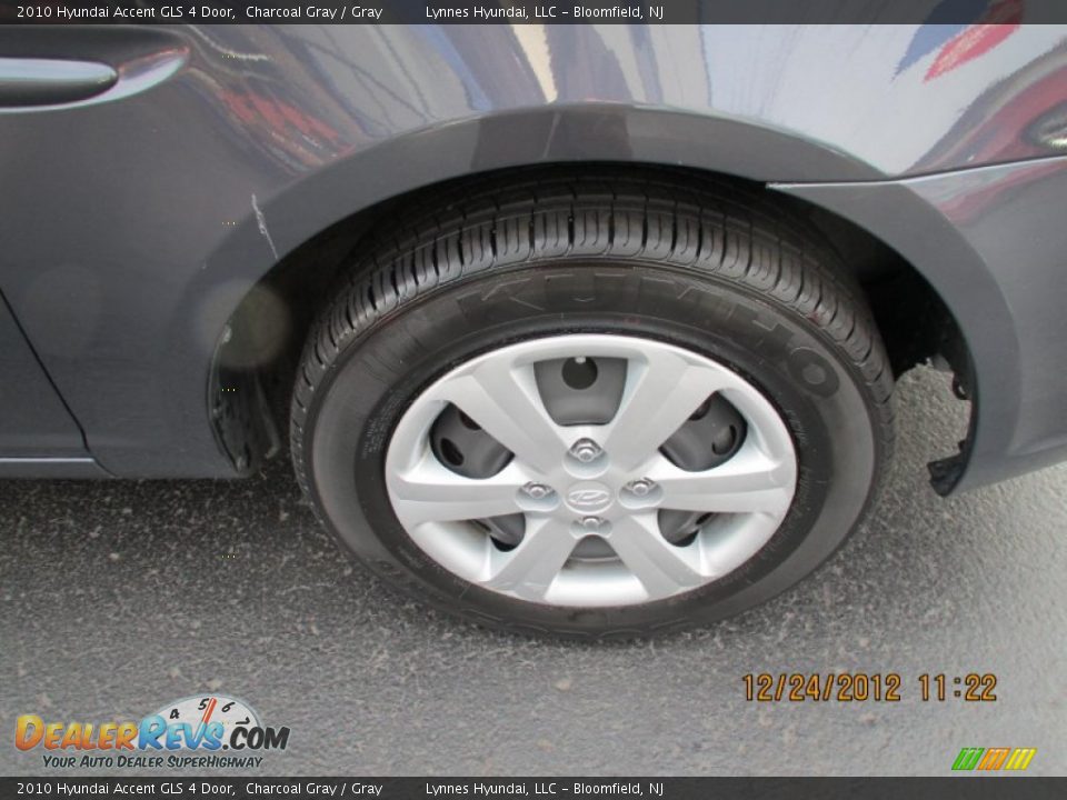 2010 Hyundai Accent GLS 4 Door Charcoal Gray / Gray Photo #8