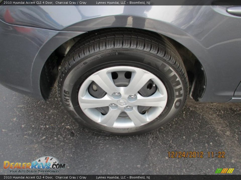 2010 Hyundai Accent GLS 4 Door Charcoal Gray / Gray Photo #9