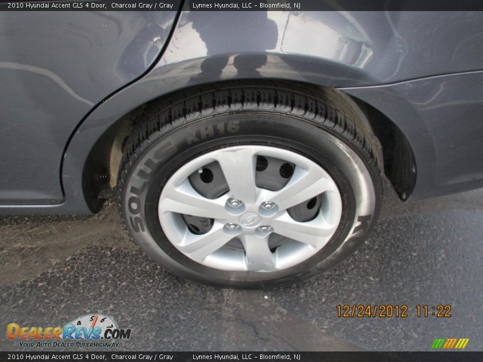 2010 Hyundai Accent GLS 4 Door Charcoal Gray / Gray Photo #10