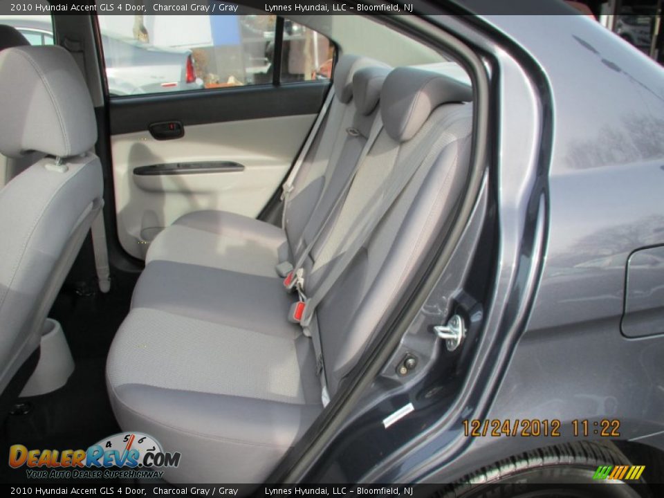 2010 Hyundai Accent GLS 4 Door Charcoal Gray / Gray Photo #12