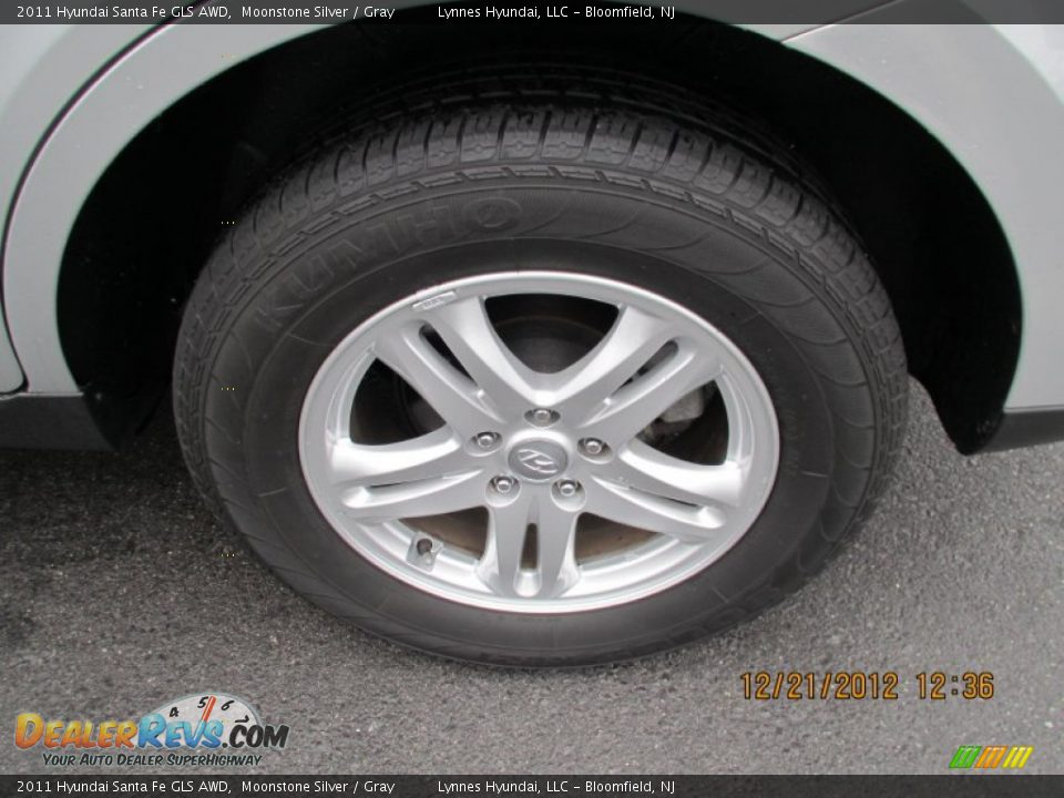 2011 Hyundai Santa Fe GLS AWD Moonstone Silver / Gray Photo #8