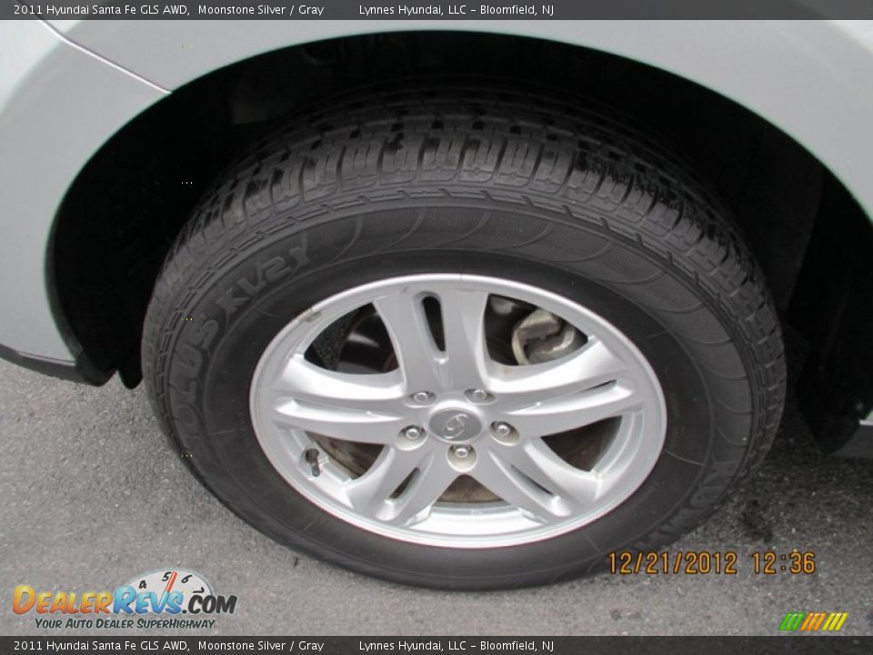 2011 Hyundai Santa Fe GLS AWD Moonstone Silver / Gray Photo #9