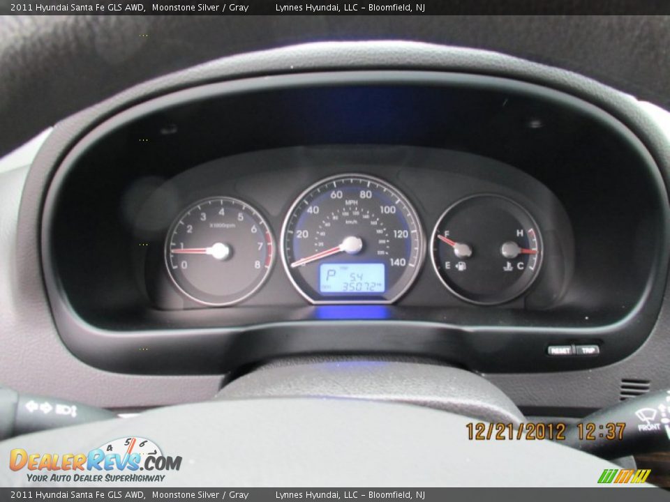 2011 Hyundai Santa Fe GLS AWD Moonstone Silver / Gray Photo #15