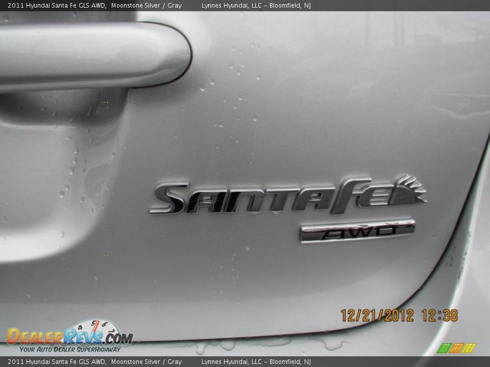 2011 Hyundai Santa Fe GLS AWD Moonstone Silver / Gray Photo #20