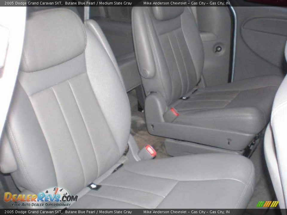 2005 Dodge Grand Caravan SXT Butane Blue Pearl / Medium Slate Gray Photo #2