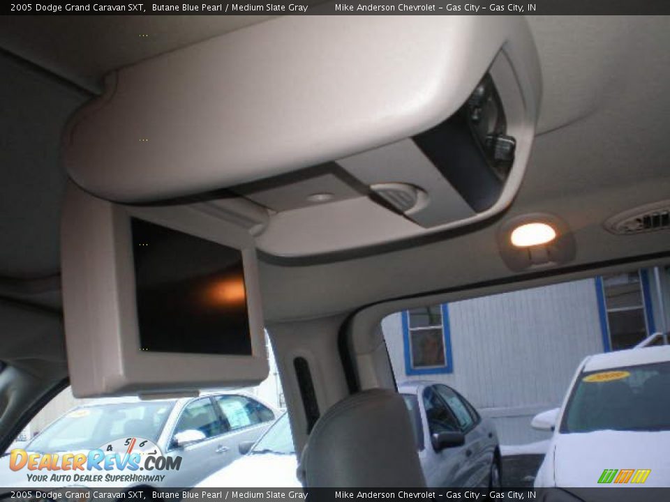 2005 Dodge Grand Caravan SXT Butane Blue Pearl / Medium Slate Gray Photo #7