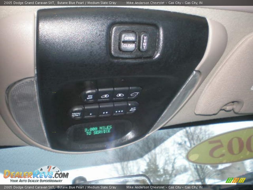2005 Dodge Grand Caravan SXT Butane Blue Pearl / Medium Slate Gray Photo #10