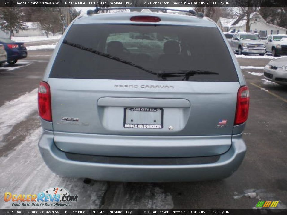 2005 Dodge Grand Caravan SXT Butane Blue Pearl / Medium Slate Gray Photo #18