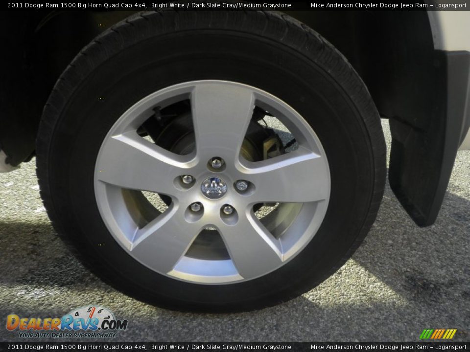 2011 Dodge Ram 1500 Big Horn Quad Cab 4x4 Bright White / Dark Slate Gray/Medium Graystone Photo #15