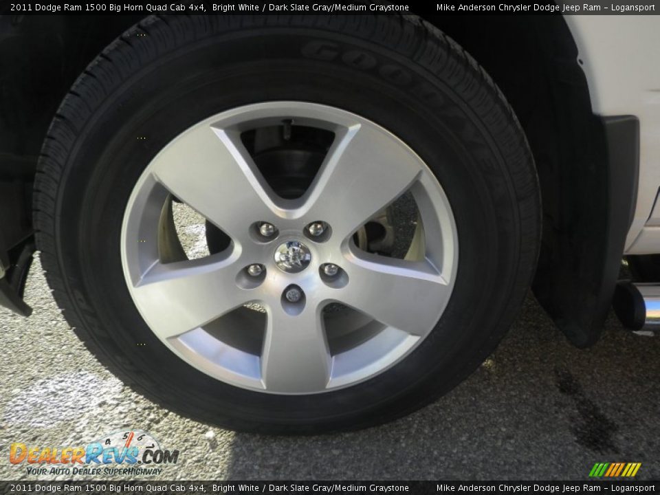 2011 Dodge Ram 1500 Big Horn Quad Cab 4x4 Bright White / Dark Slate Gray/Medium Graystone Photo #16