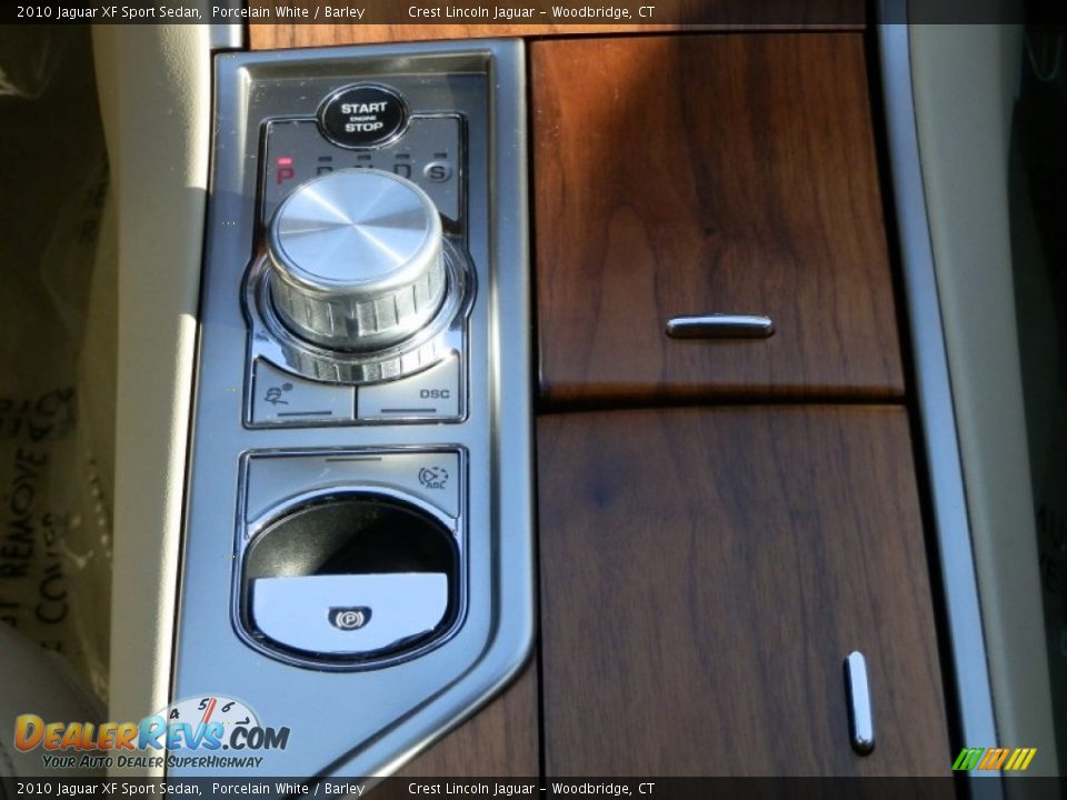 2010 Jaguar XF Sport Sedan Porcelain White / Barley Photo #14