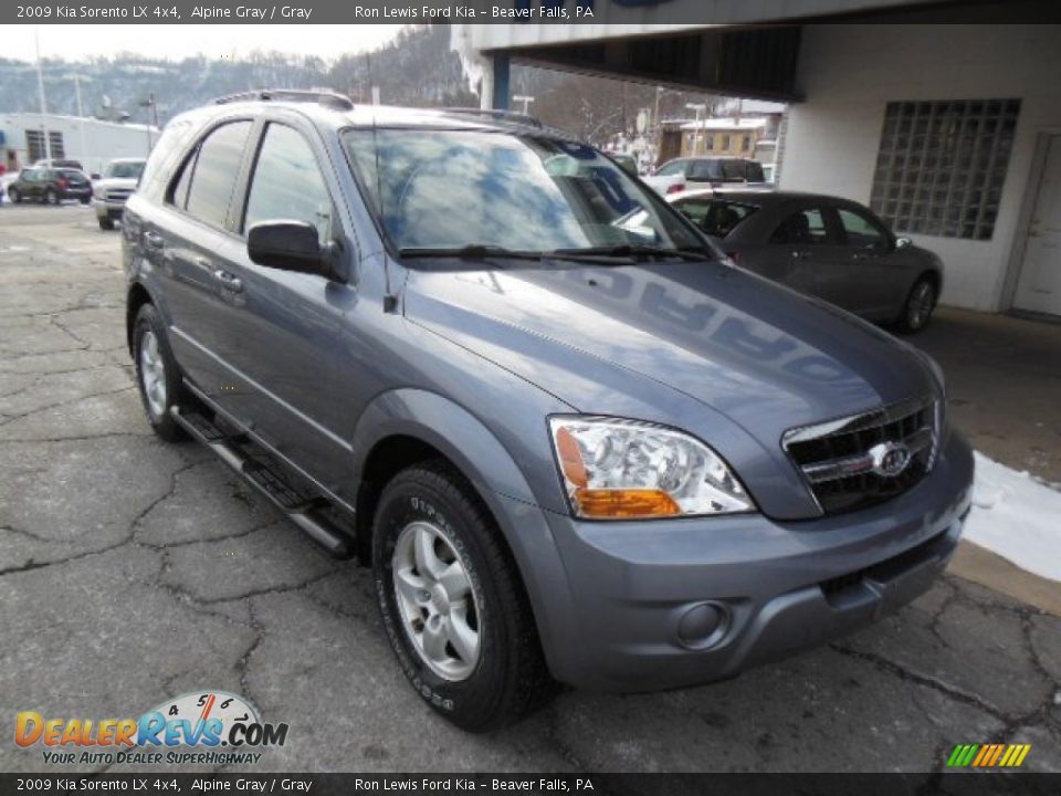 2009 Kia Sorento LX 4x4 Alpine Gray / Gray Photo #2
