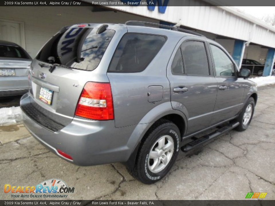 2009 Kia Sorento LX 4x4 Alpine Gray / Gray Photo #8