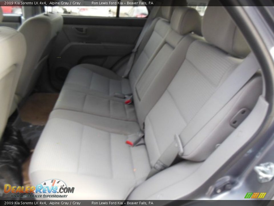 2009 Kia Sorento LX 4x4 Alpine Gray / Gray Photo #13