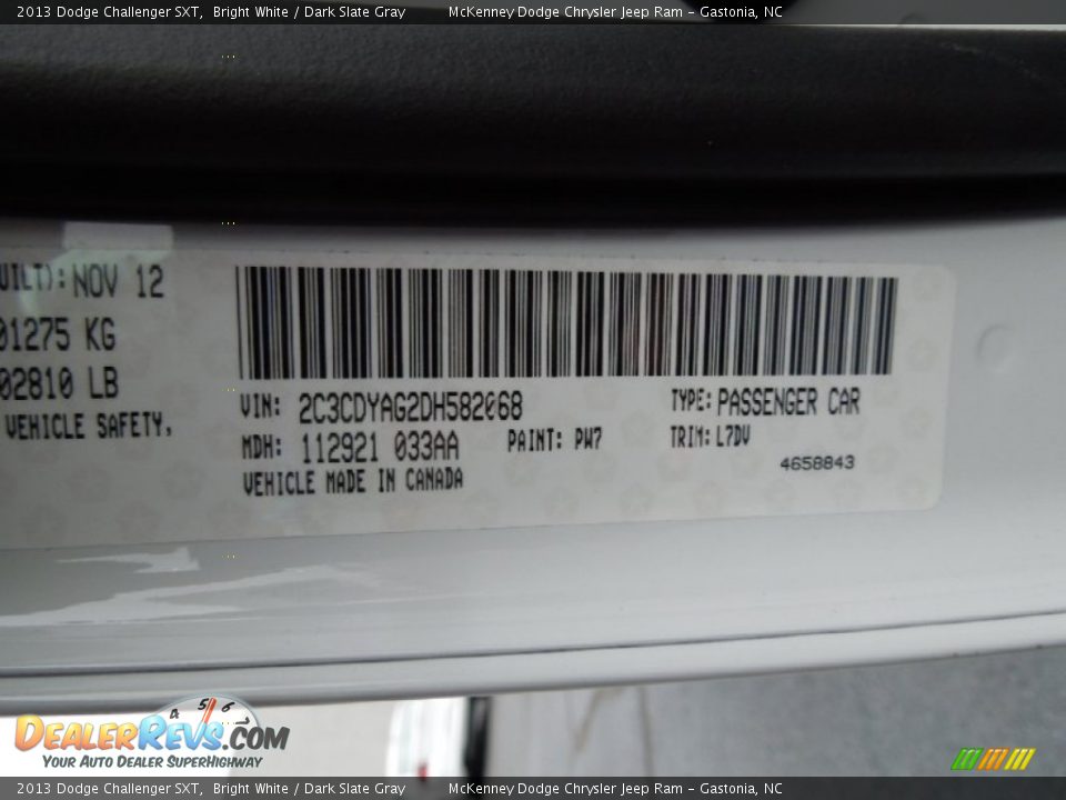 2013 Dodge Challenger SXT Bright White / Dark Slate Gray Photo #8