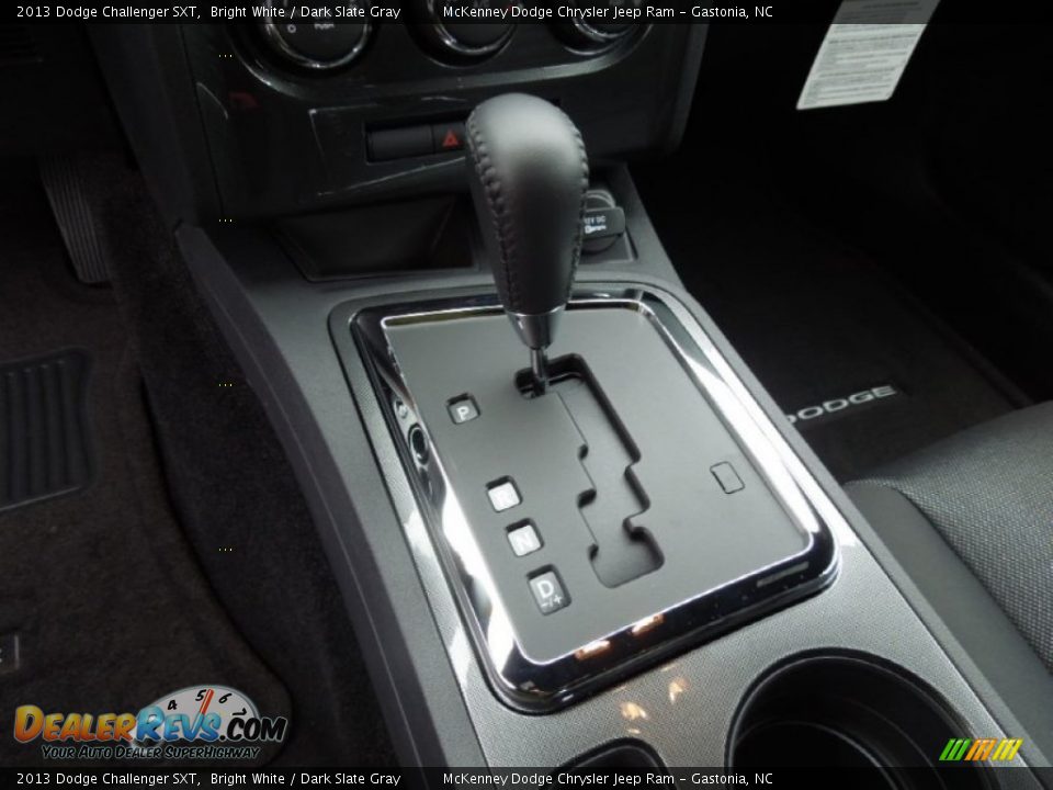 2013 Dodge Challenger SXT Shifter Photo #12