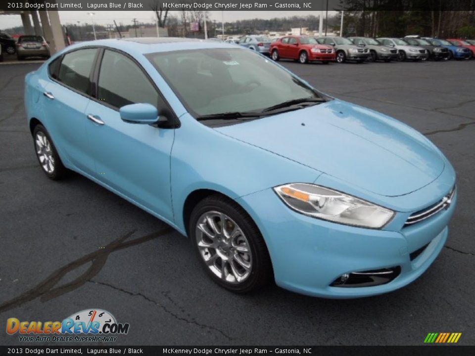 Front 3/4 View of 2013 Dodge Dart Limited Photo #1