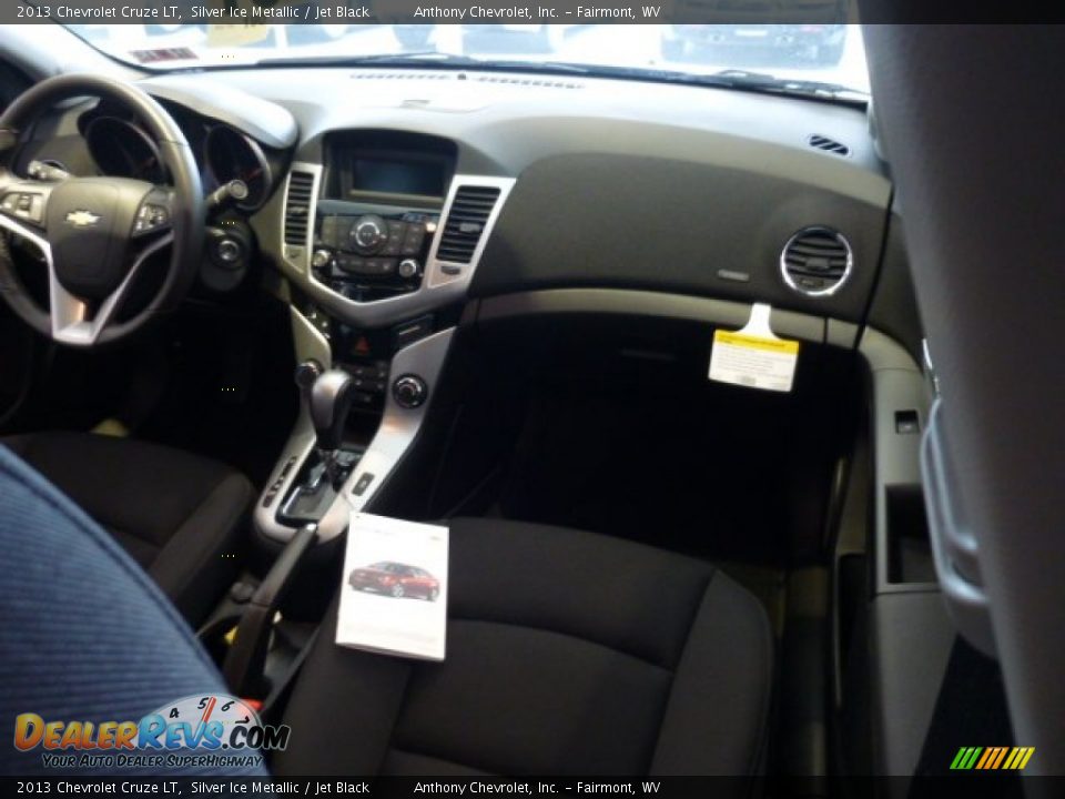 2013 Chevrolet Cruze LT Silver Ice Metallic / Jet Black Photo #11