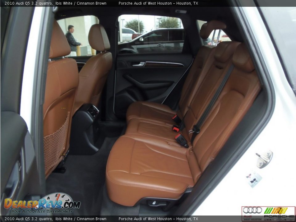2010 Audi Q5 3.2 quattro Ibis White / Cinnamon Brown Photo #13