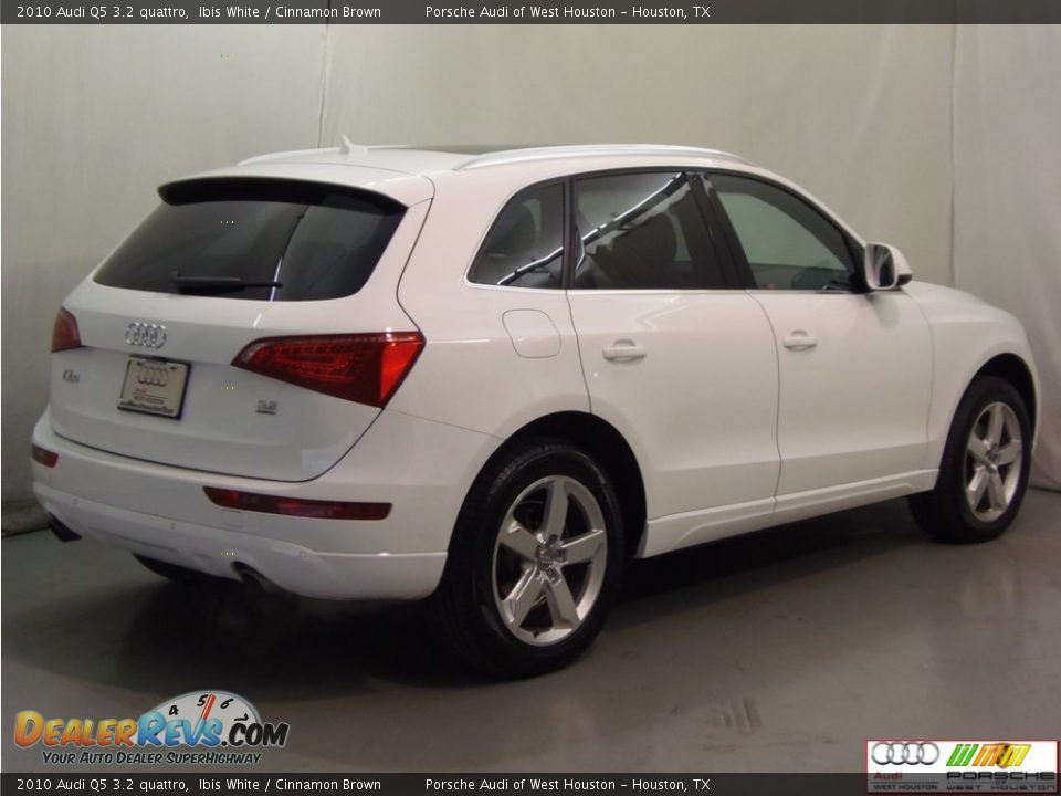 2010 Audi Q5 3.2 quattro Ibis White / Cinnamon Brown Photo #20