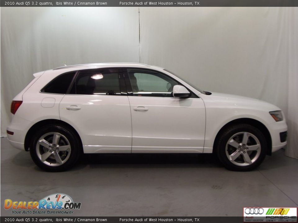 2010 Audi Q5 3.2 quattro Ibis White / Cinnamon Brown Photo #21
