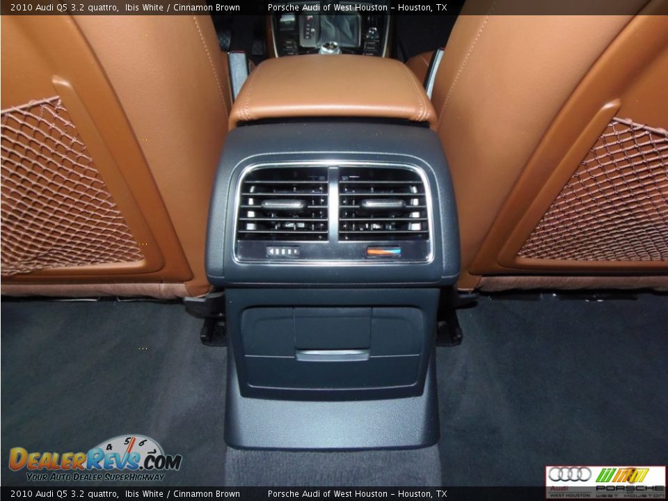 2010 Audi Q5 3.2 quattro Ibis White / Cinnamon Brown Photo #22