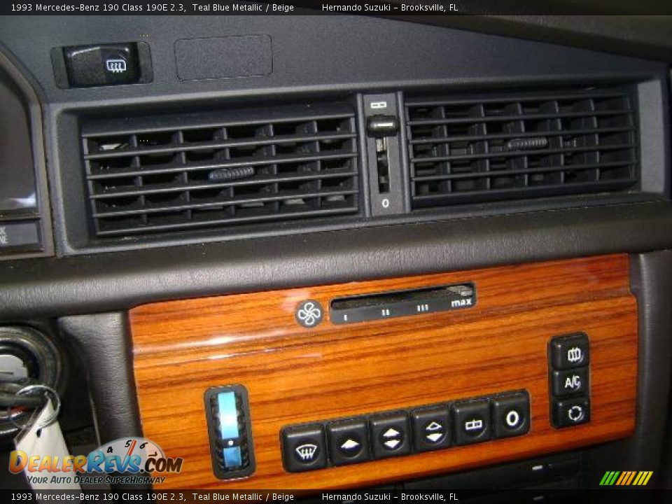 1993 Mercedes-Benz 190 Class 190E 2.3 Teal Blue Metallic / Beige Photo #30