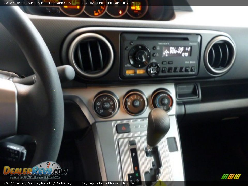 2012 Scion xB Stingray Metallic / Dark Gray Photo #18