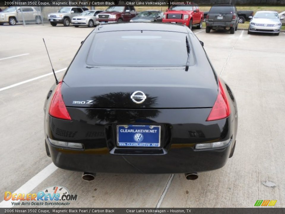 2006 Nissan 350Z Coupe Magnetic Black Pearl / Carbon Black Photo #3