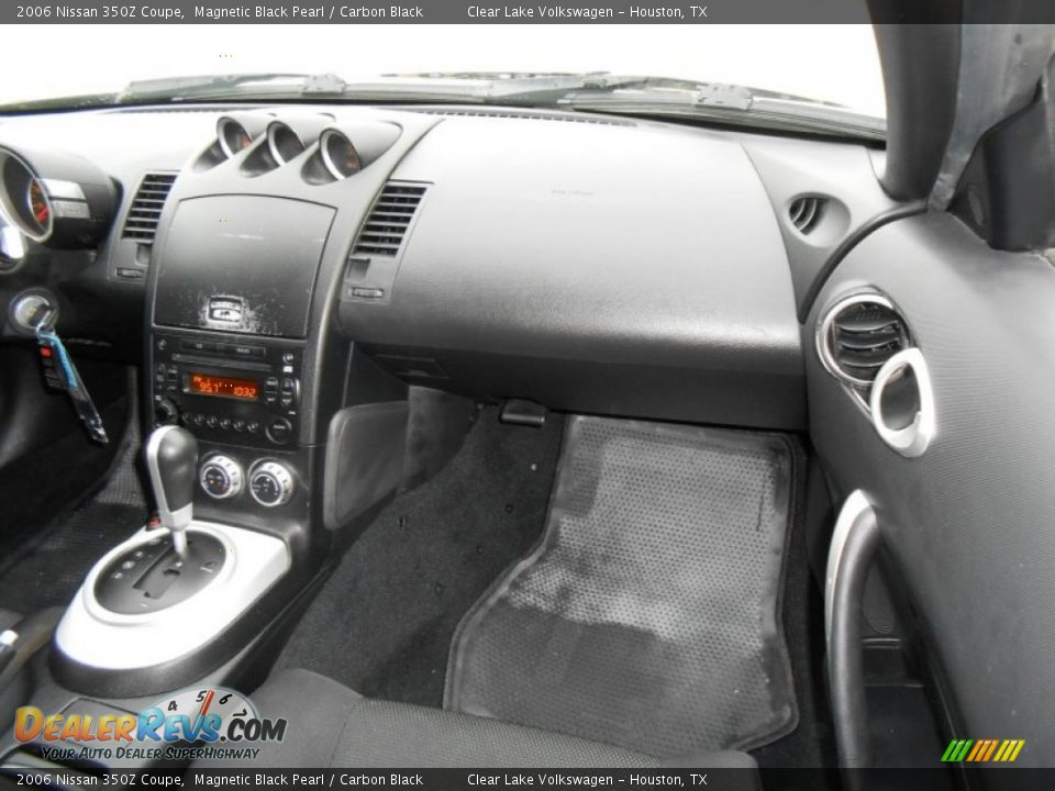 2006 Nissan 350Z Coupe Magnetic Black Pearl / Carbon Black Photo #14