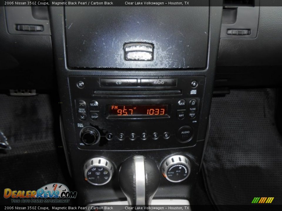 2006 Nissan 350Z Coupe Magnetic Black Pearl / Carbon Black Photo #18