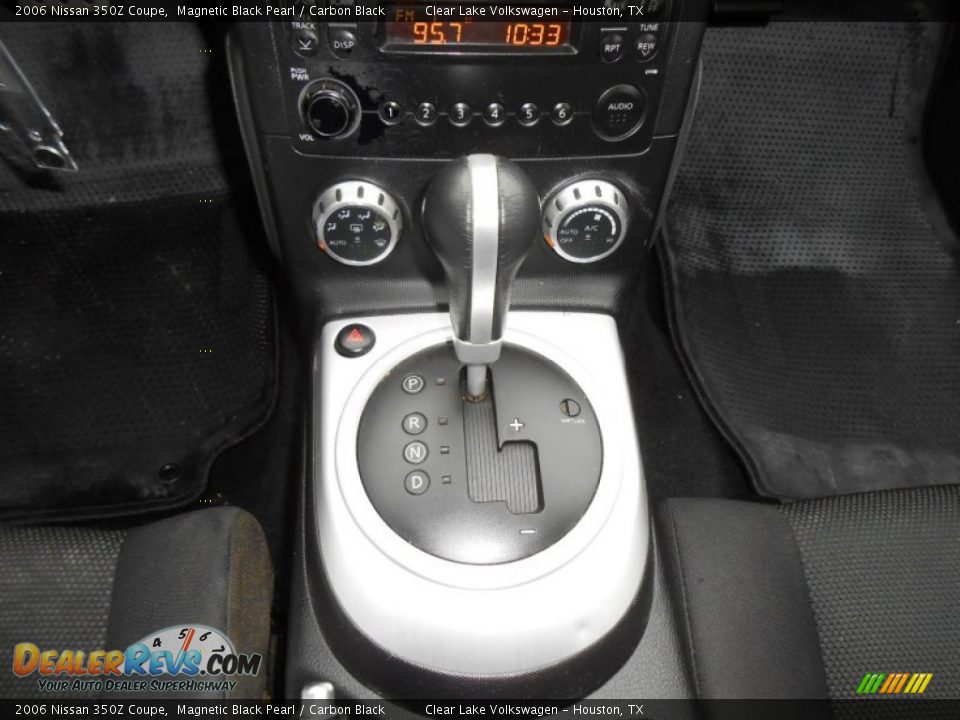 2006 Nissan 350Z Coupe Magnetic Black Pearl / Carbon Black Photo #19