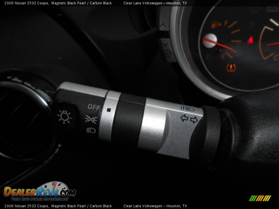 2006 Nissan 350Z Coupe Magnetic Black Pearl / Carbon Black Photo #22