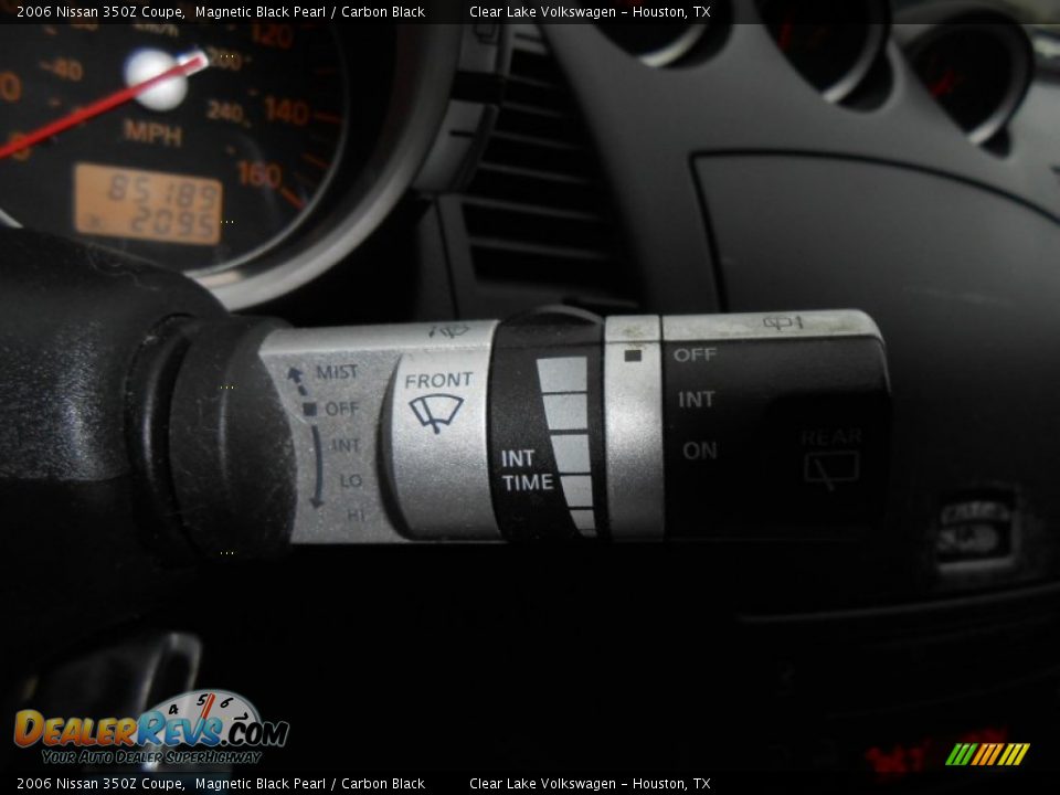 2006 Nissan 350Z Coupe Magnetic Black Pearl / Carbon Black Photo #23