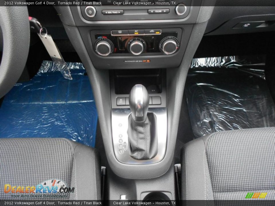 2012 Volkswagen Golf 4 Door Tornado Red / Titan Black Photo #18