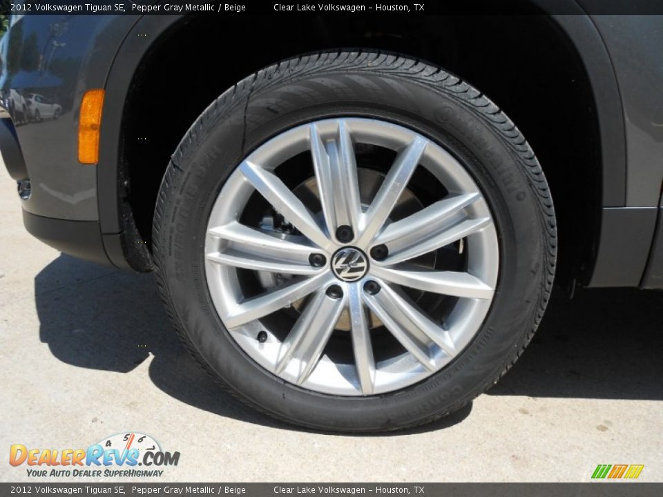 2012 Volkswagen Tiguan SE Pepper Gray Metallic / Beige Photo #9