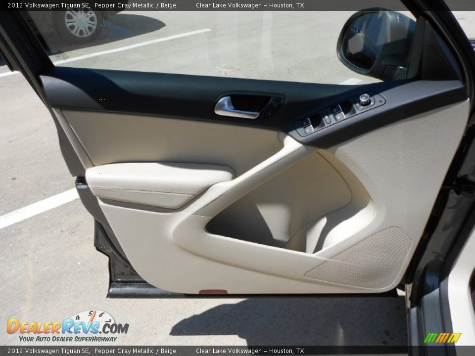 2012 Volkswagen Tiguan SE Pepper Gray Metallic / Beige Photo #10