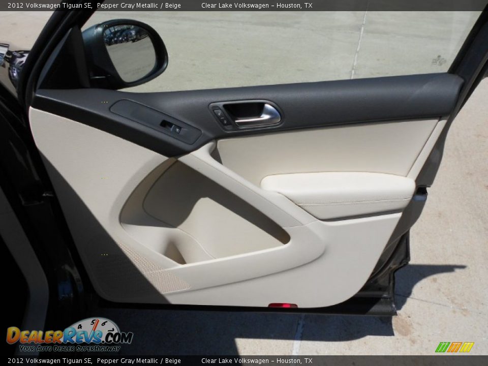 2012 Volkswagen Tiguan SE Pepper Gray Metallic / Beige Photo #12