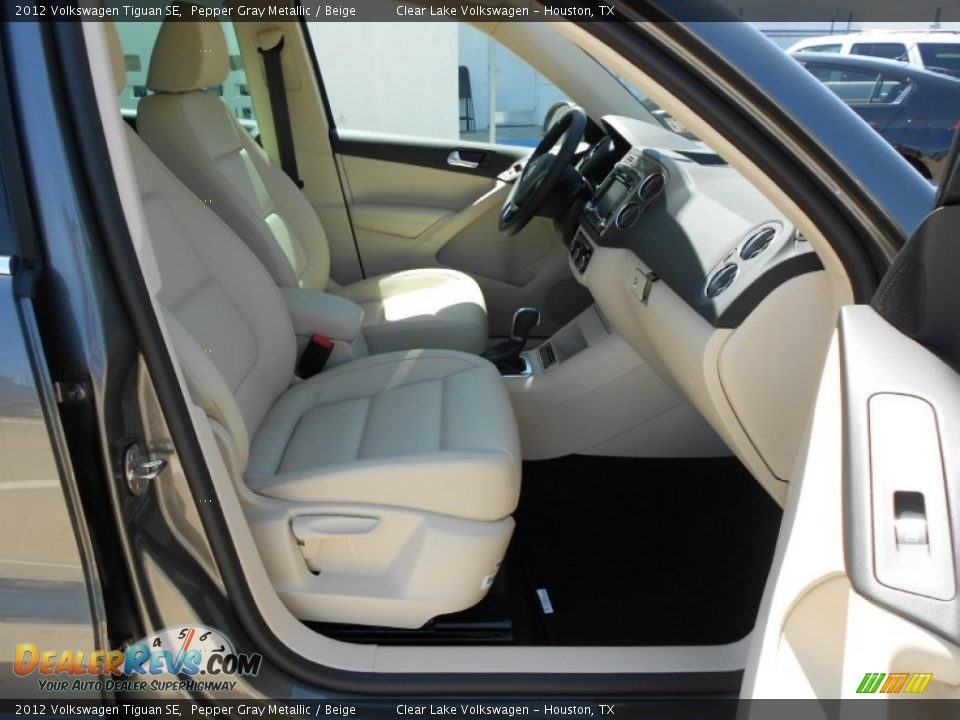 2012 Volkswagen Tiguan SE Pepper Gray Metallic / Beige Photo #13