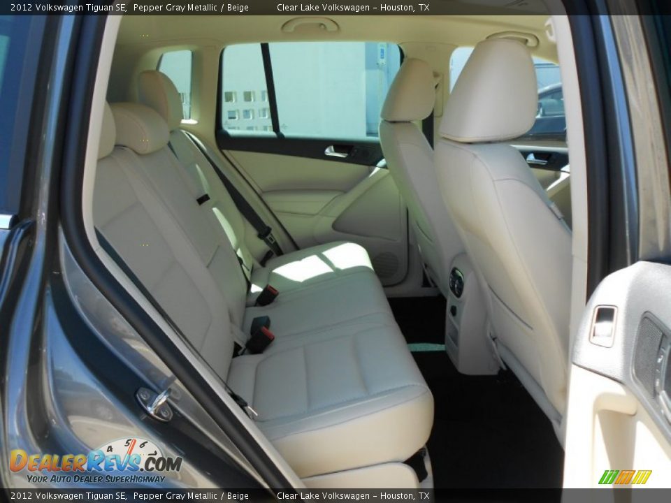 2012 Volkswagen Tiguan SE Pepper Gray Metallic / Beige Photo #14