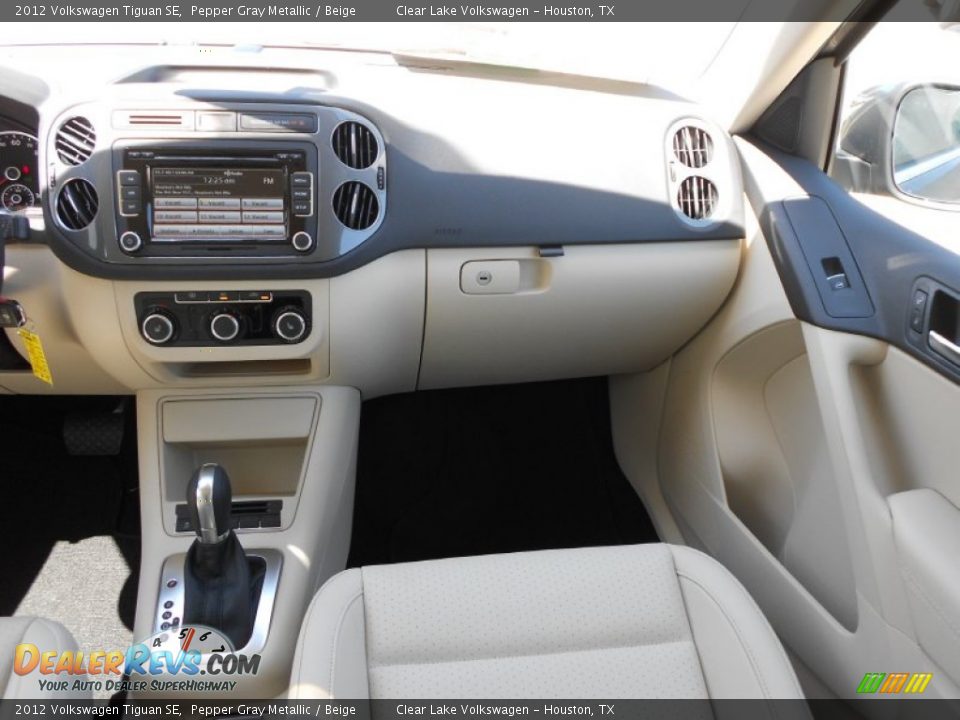 2012 Volkswagen Tiguan SE Pepper Gray Metallic / Beige Photo #15