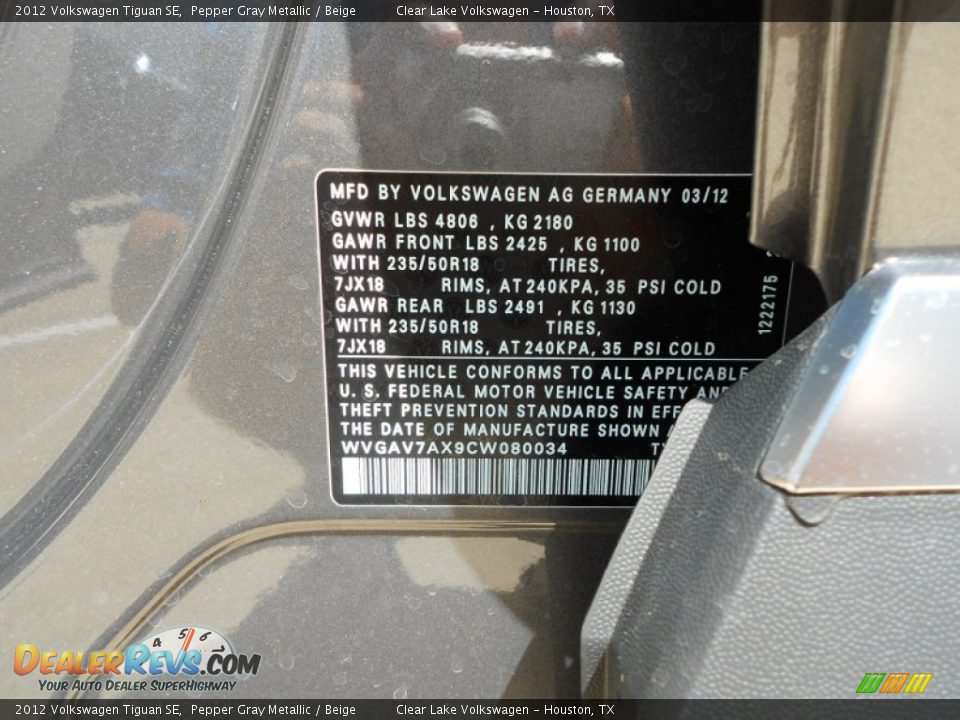 2012 Volkswagen Tiguan SE Pepper Gray Metallic / Beige Photo #23