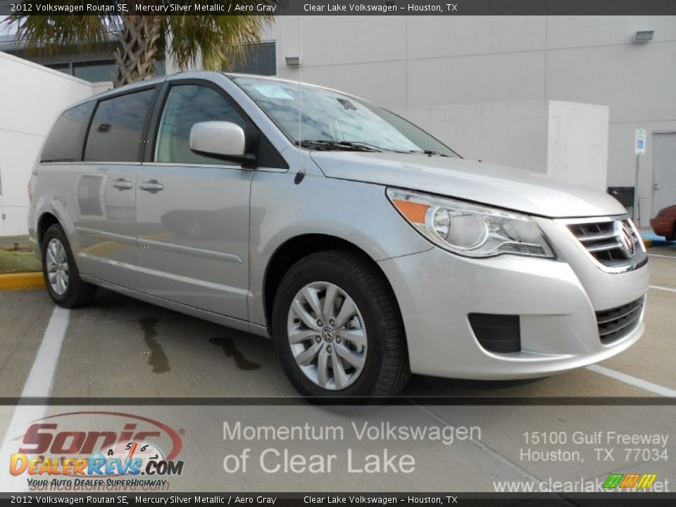 2012 Volkswagen Routan SE Mercury Silver Metallic / Aero Gray Photo #1