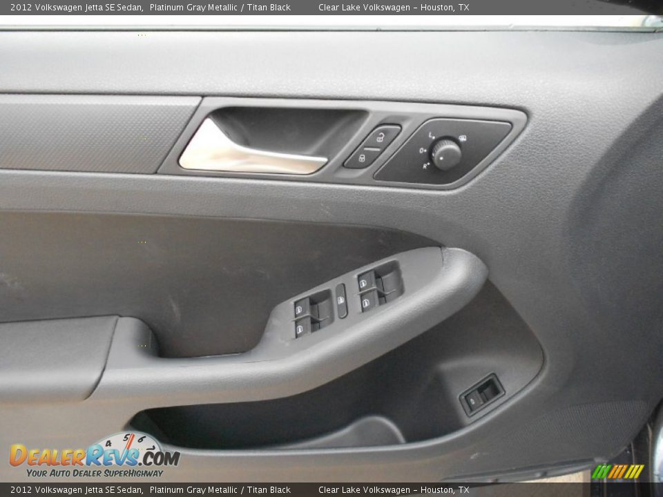 2012 Volkswagen Jetta SE Sedan Platinum Gray Metallic / Titan Black Photo #20