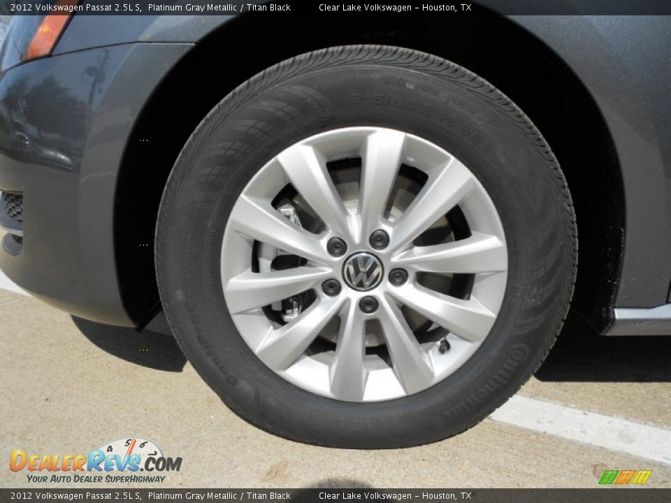 2012 Volkswagen Passat 2.5L S Platinum Gray Metallic / Titan Black Photo #9