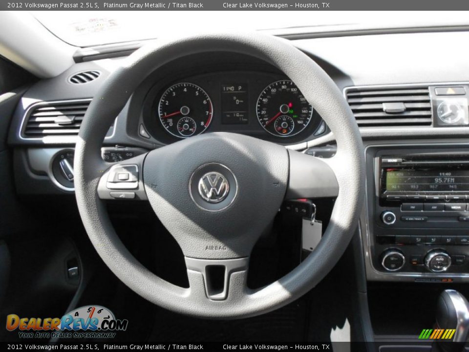 2012 Volkswagen Passat 2.5L S Platinum Gray Metallic / Titan Black Photo #16