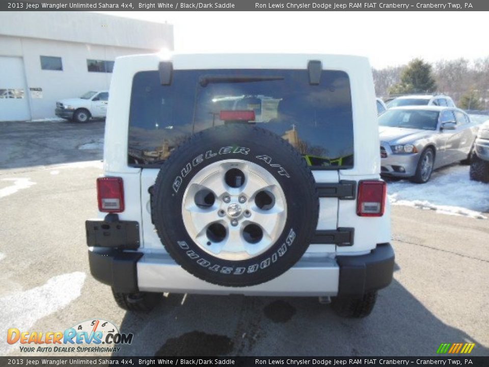 2013 Jeep Wrangler Unlimited Sahara 4x4 Bright White / Black/Dark Saddle Photo #7