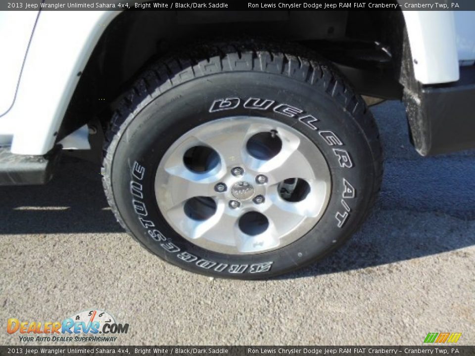 2013 Jeep Wrangler Unlimited Sahara 4x4 Bright White / Black/Dark Saddle Photo #9