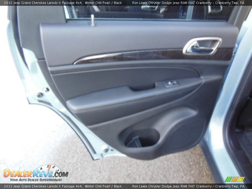 2013 Jeep Grand Cherokee Laredo X Package 4x4 Winter Chill Pearl / Black Photo #14