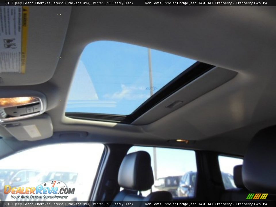 2013 Jeep Grand Cherokee Laredo X Package 4x4 Winter Chill Pearl / Black Photo #16